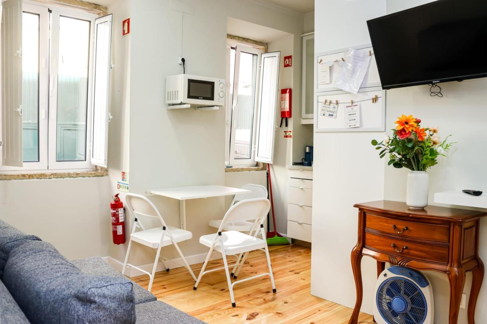Residencia Queiros - Apartamento T1 Lisbon Bagian luar foto