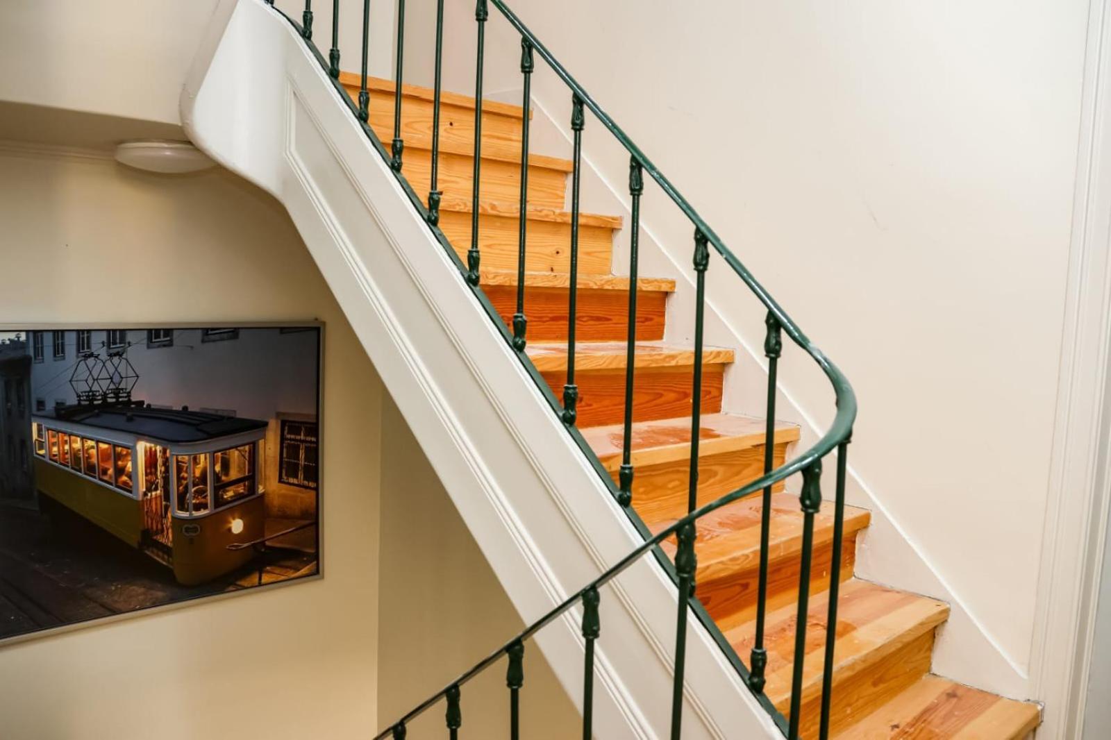 Residencia Queiros - Apartamento T1 Lisbon Bagian luar foto